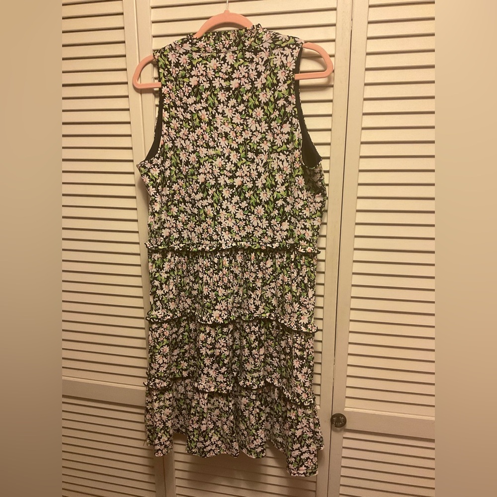 Tommy Hilfiger SZ10 Floral Short Sleeve Dress. PTP 20” - Picture 3 of 6